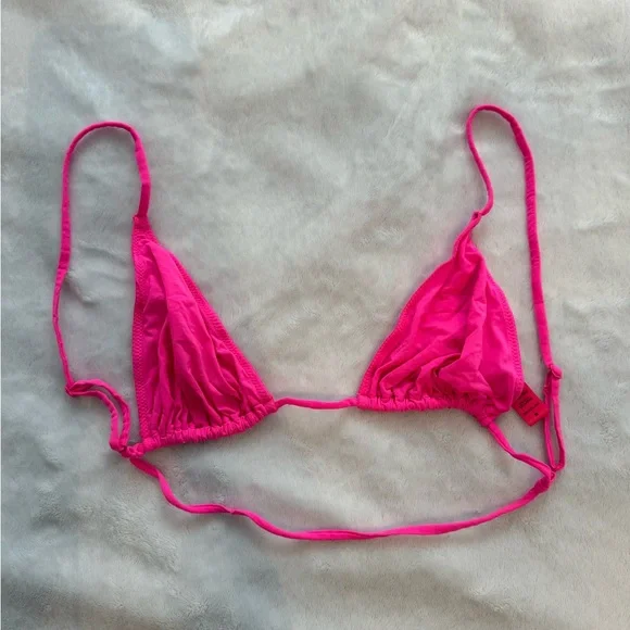 SKIMS Micro Ruched Bralette - Picture 2 of 4